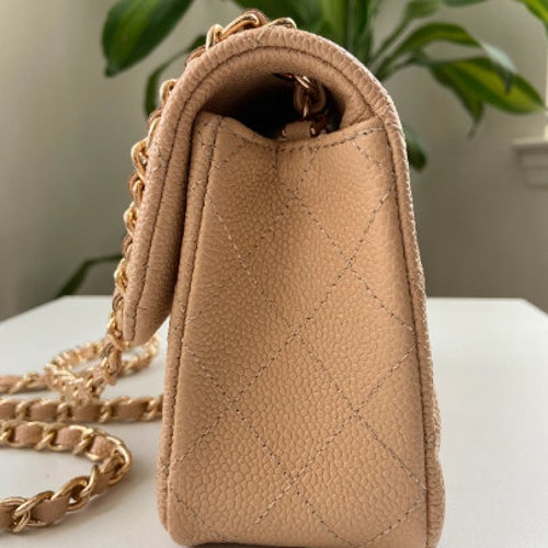 Classic Single shops Flap Bag Quilted Lambskin Small