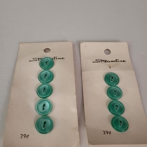 9 Vintage Streamline Buttons - Etsy