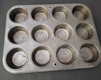 Ekcology silver beauty 12 cup muffin pan