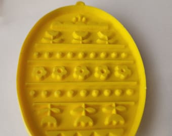 Hallmark Easter egg cookie cutter: YOU CHOOSE