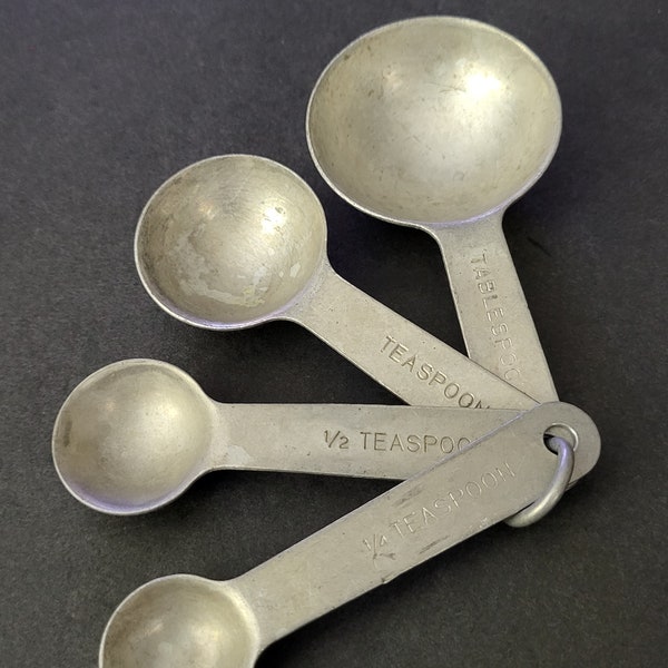 Vintage aluminum measuring spoons