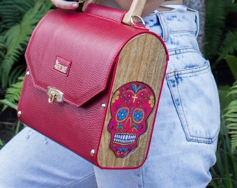 Leather Women's Bag-Ladies Purse-Shoulder Bag-handmade leather bag with wood-perfect gift for her- Mexican style- Strong red