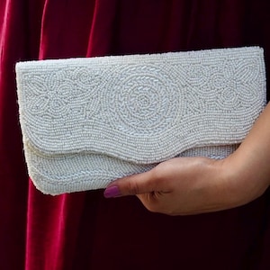 White Beaded Bridal Clutch Elegant Wedding Purse, Gift for Bride, Boho Evening Bag, Embellished Party Handbag, Bridesmaid Bridal shower Gift
