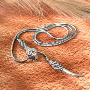 Adjustable Boho Snake Necklace Golden and Silver Serpent Pendant for Women & Men | Long Statement Jewelry Snake Chain Necklace Ethnic Style