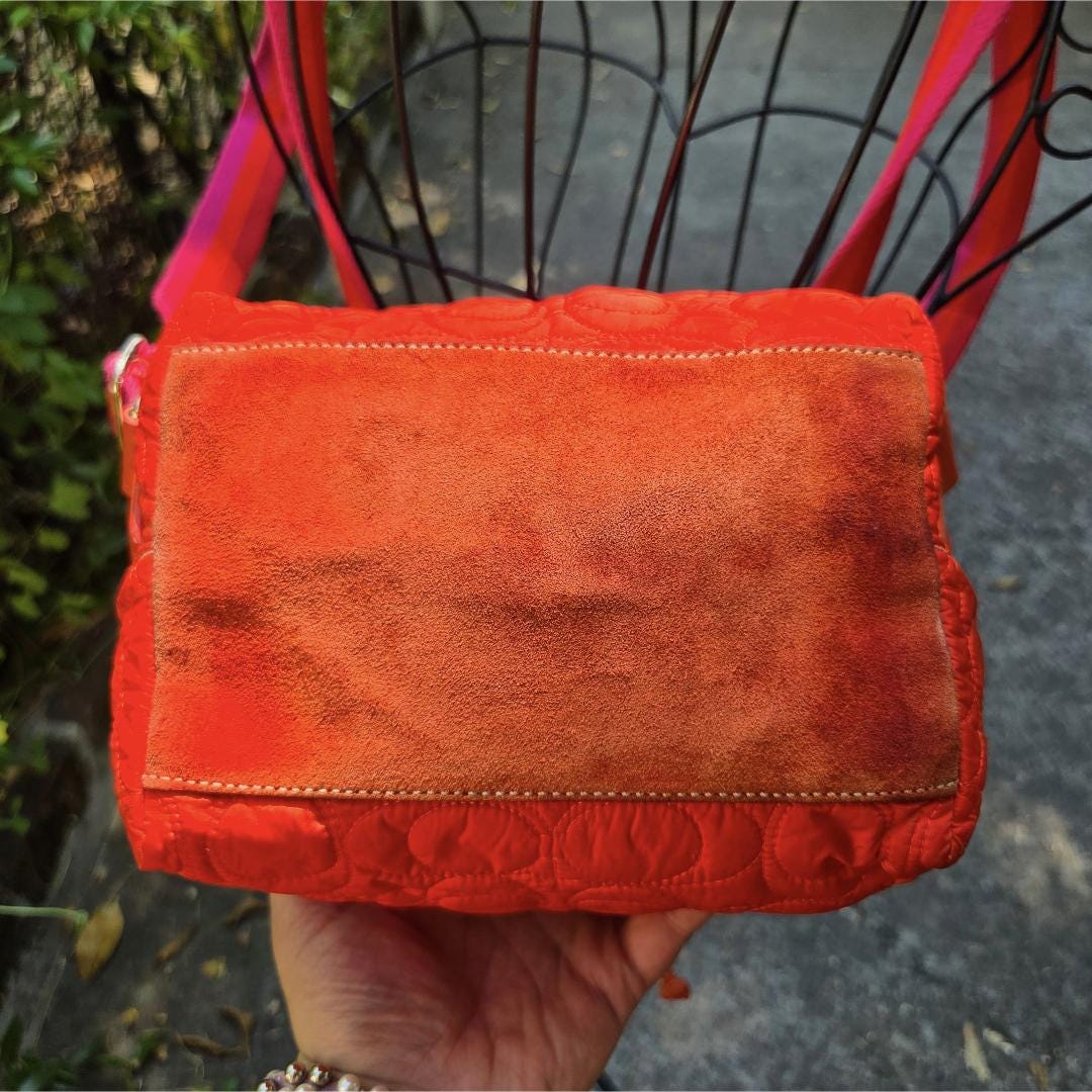 Coach Y2K Signature Quilted Drawstring Coral Mini Vintage  display picture 1