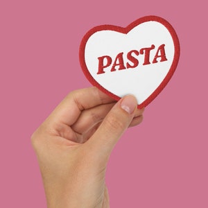 Pasta <3 - Embroidered heart patch - FREE worldwide delivery