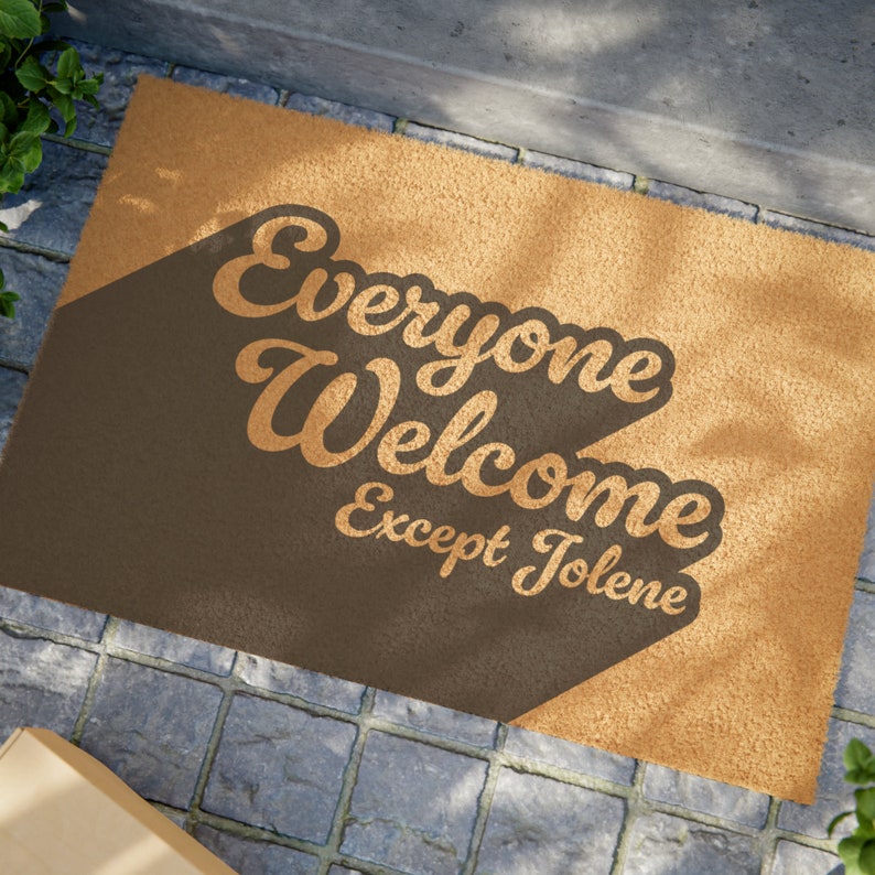 Dolly Parton Doormat Everyone Welcome Except Jolene - Thumbnail 2