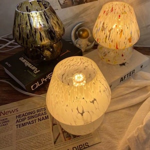 BSOD Mushroom lamp,Glass Mushroom Bedside Table Lamp Translucent Murano  Vintage Style Striped Small Nightstand Desklamp Swirl Light for Home Decor