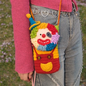 Sac pour téléphone portable clown en crochet fait main, porte-monnaie, sacs à bandoulière | Cadeaux d'anniversaire pour elle | Cadeaux uniques pour meilleur ami | Cadeaux de mariage