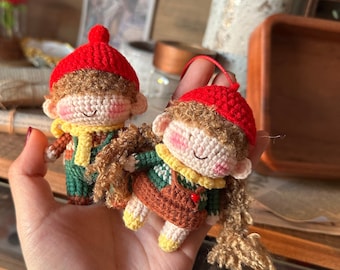 Elegance Meets Romance: Crochet Couple Keychains, Perfect for Couples and Wedding Keepsakes!Christmas keychain|Christmas gift