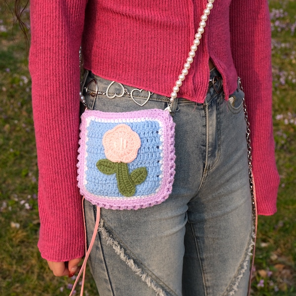 Enchanting Crochet Crossbody Bag with Pearl Chain - A Delightful Fusion of Style and Elegance!