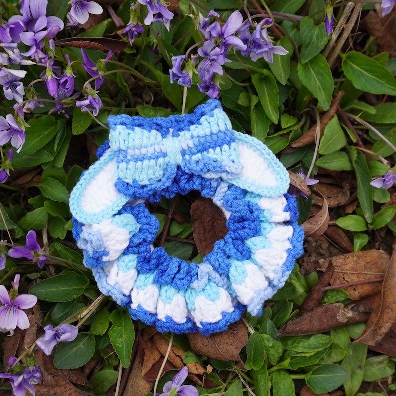 crochet flowers Hair Bandsflowers HairbandScrunchy Hair Rope,Hair Accessory For Women,Ponytail Holder,Elastic Hair Tie blue