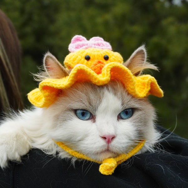 Handmade Yellow Duck Hat for Cats and Small Dogs - Adorable Crochet Pet Accessories, Perfect Gifts for Pet-Loving Friends & Pet Birthdays