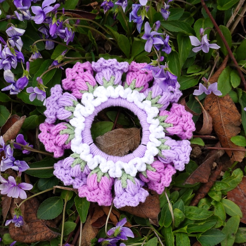 crochet flowers Hair Bandsflowers HairbandScrunchy Hair Rope,Hair Accessory For Women,Ponytail Holder,Elastic Hair Tie Purple