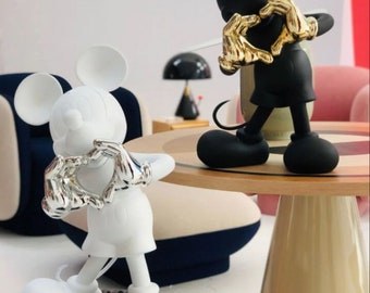 Micky Maus Statue Liebe Herz Hände Disney inspiriert Skulptur | Ornament Geschenk Weihnachten Geburtstag Jahrestag