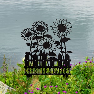 Custom Sunflower Garden Stake, Personalized Name Sign, Metal Flower Sign, Sunflower Garden Art, Grandma Garden, New Home Gift, Garden Decor