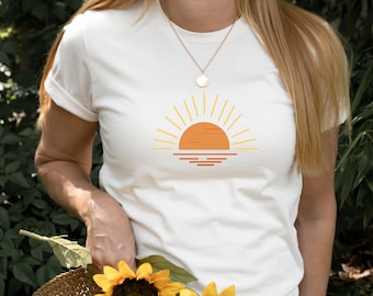 Koszulka z grafiką Ocean Sun, Top dla miłośników oceanu, Minimalistyczna koszulka, Estetyczna koszulka Beach Sunrise, Koszulka dla miłośników słońca, Minimalistyczny prezent natury