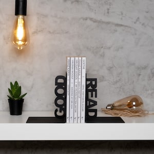Goed gelezen metalen boekensteunen, metalen decor, metalen kunst, kantoor, cadeau, beste cadeau ooit, beste decoratie, liefde, boekensteunen, metalen boekensteunen, boekenliefhebber