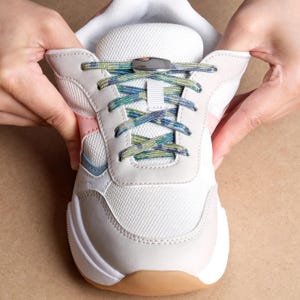 Lacci elastici glitterati con chiusura in metallo riutilizzabile | Lacci elastici senza nodo per scarpe da ginnastica da donna e bambino K14 G6.5
