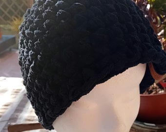Black crochet hat with pom pom, black velvet chenille, crochet, modern crochet, design, winter hat