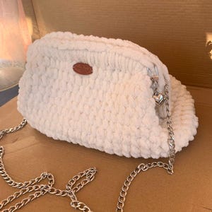 Crochet bag clasp closure velvet handmade crochet bags handmade bags. Colors white, pearl gray and black.