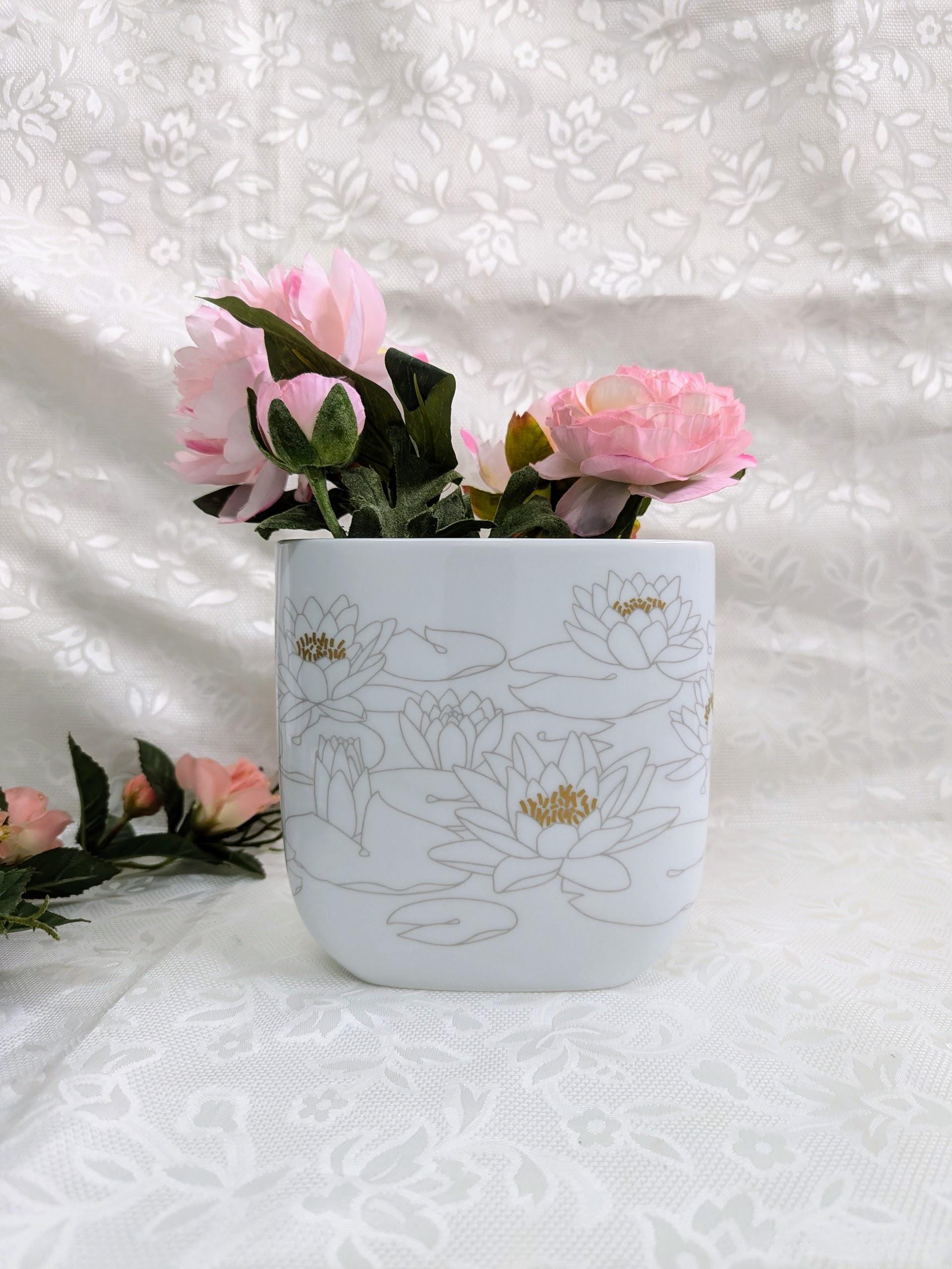 Rosenthal studio-linie 花瓶 Rosenthal Studio-linie Ovoid-shaped Vase With Water Lily Design