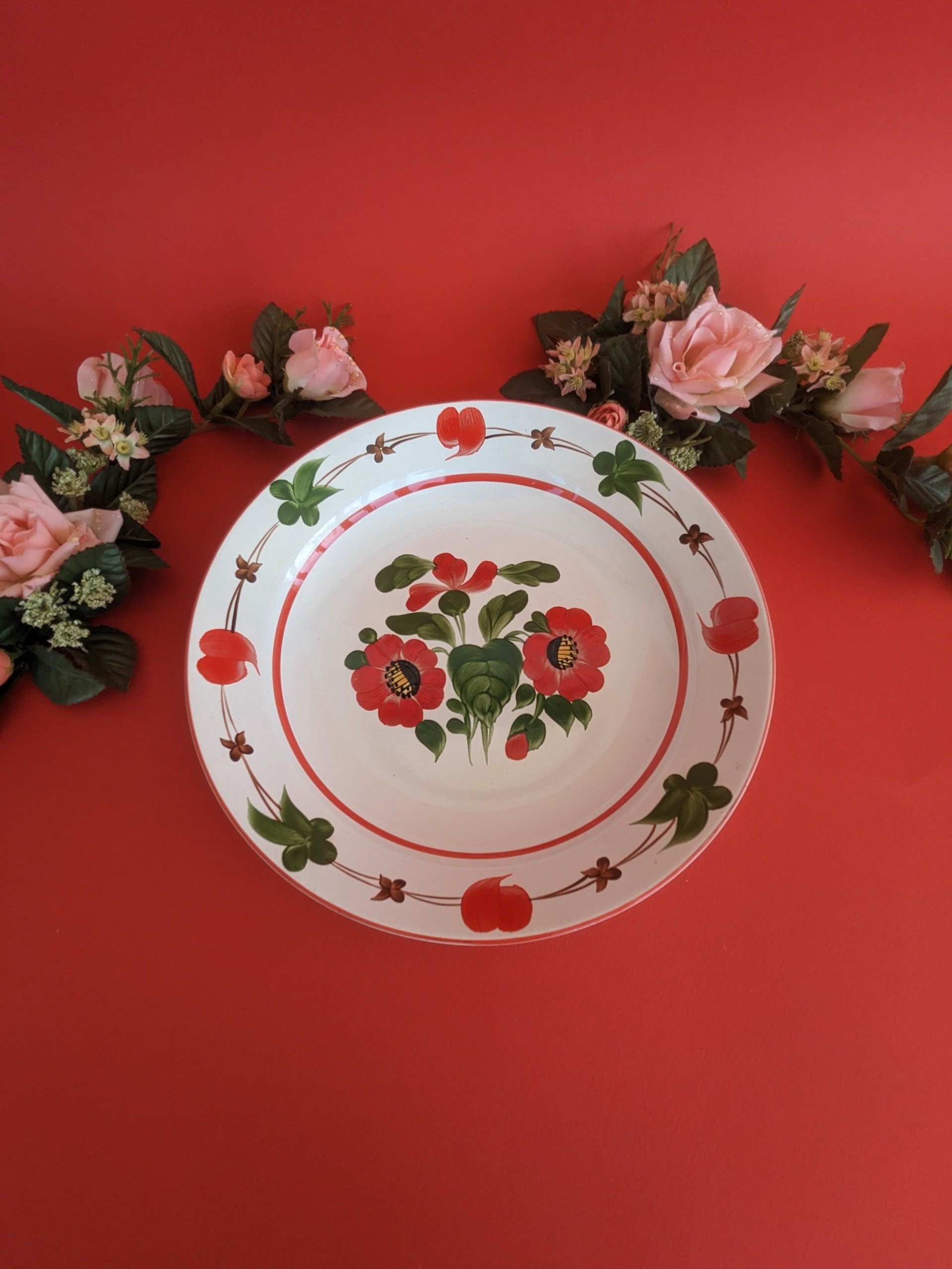 * antique plate ୨୧* フラワーレリーフ アンティークプレート 7 