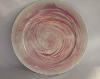 Rosenthal Schmuckteller mit rosa Rose: eleganter Wohndekor-Akzent