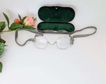 ヴィンテージ OPTAL ワイヤーリムメガネ 1950年代 ドイツ製 オリジナルメタルケース付き – アンティーク眼鏡コレクターズアイテム