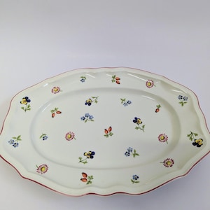 Vintage ovale Servierplatte Villeroy & Boch Petite Fleur 14&quot;