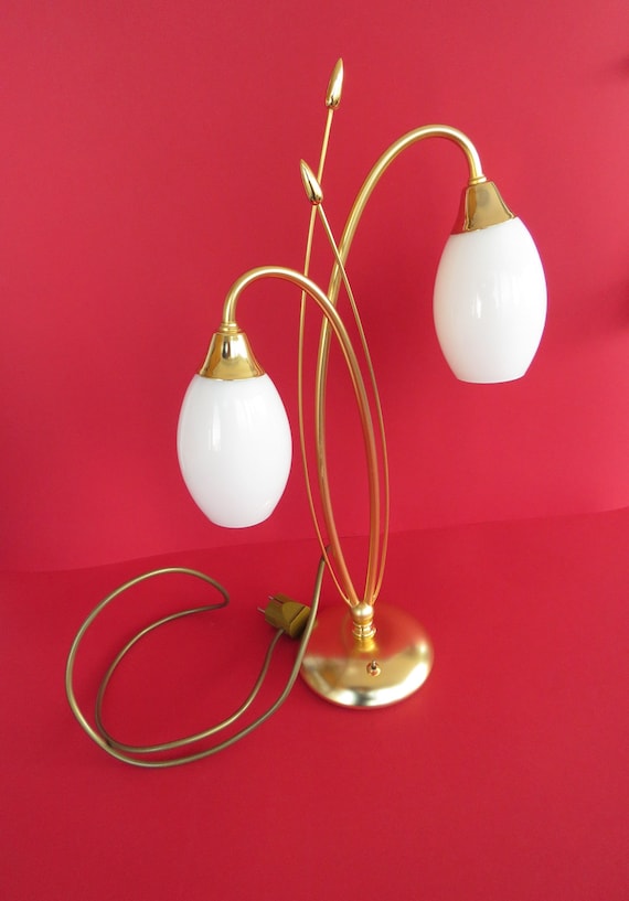 Table lamp with two light sale bulbs