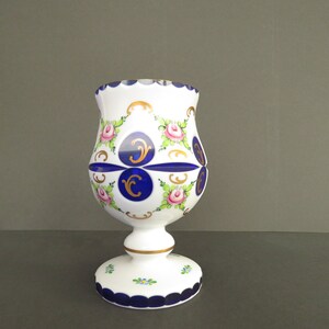 Bohemian Beauty: Hand-Cut Vintage Glass Vase with Delicate Floral Design