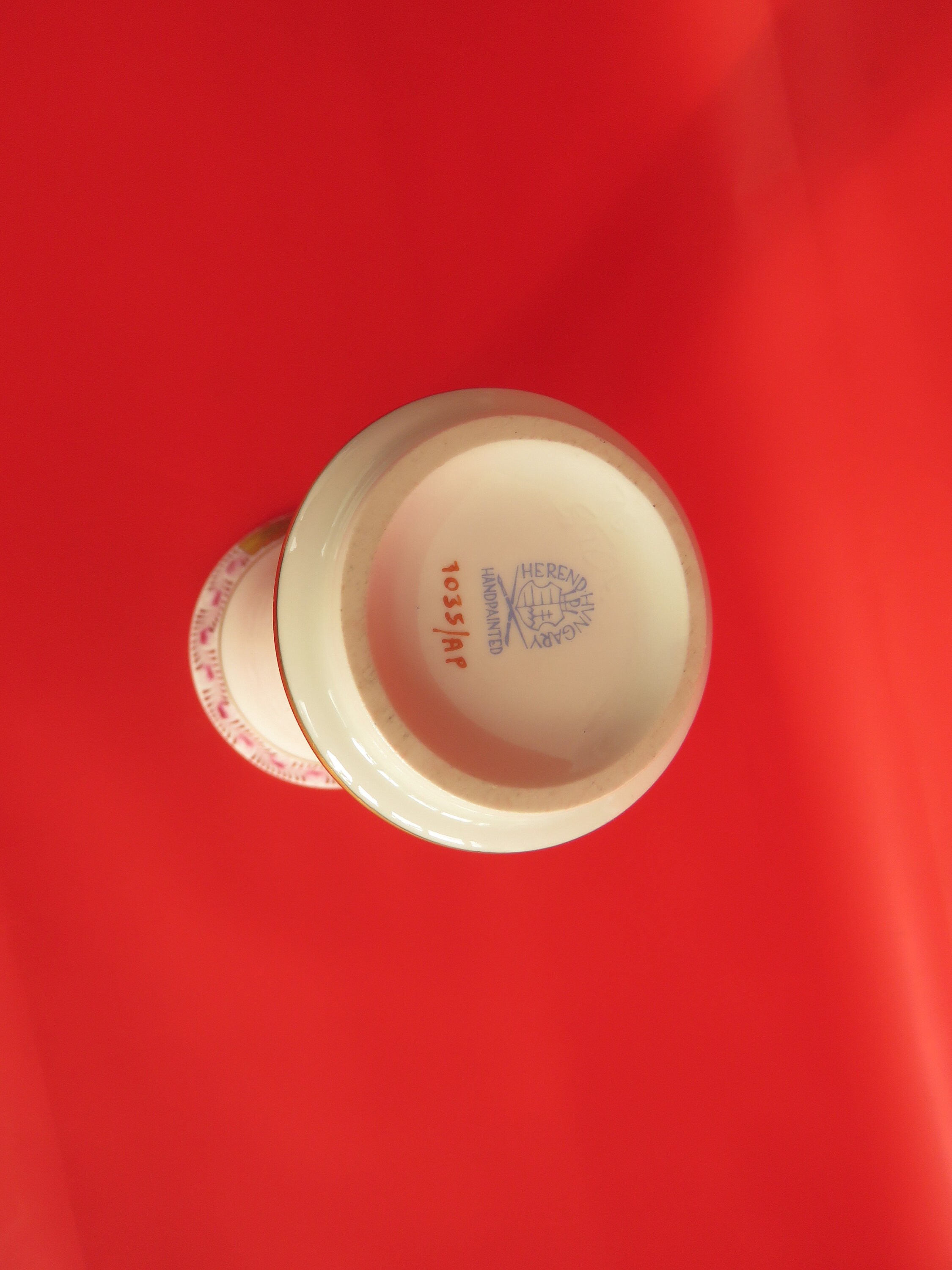 エレガントなヴィンテージ ヘレンド アポニー パープル 花瓶 - 時代を