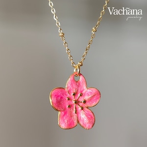 Vachana - Collar grande de flores de cerezo