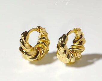 Small Croissant Huggie Hoop Earrings