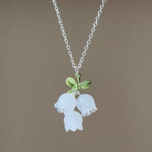 Vachana - Halsband i sterlingsilver 925 med liljekonvalj Clear glass lily