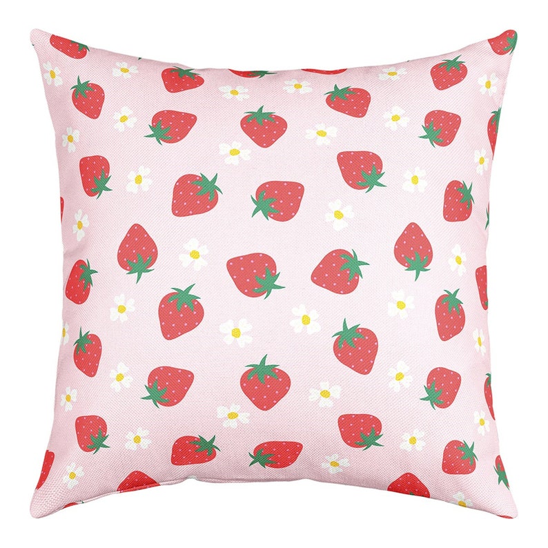 Jolie housse de taie d'oreiller aux fraises, marguerite blanche et rose, housse de coussin florale fruits aquarelle pour canapé-lit, fait main image 1