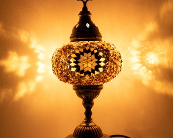 Lampe de table en mosaïque orientale Lampe en mosaïque Lampe marocaine faite à la main