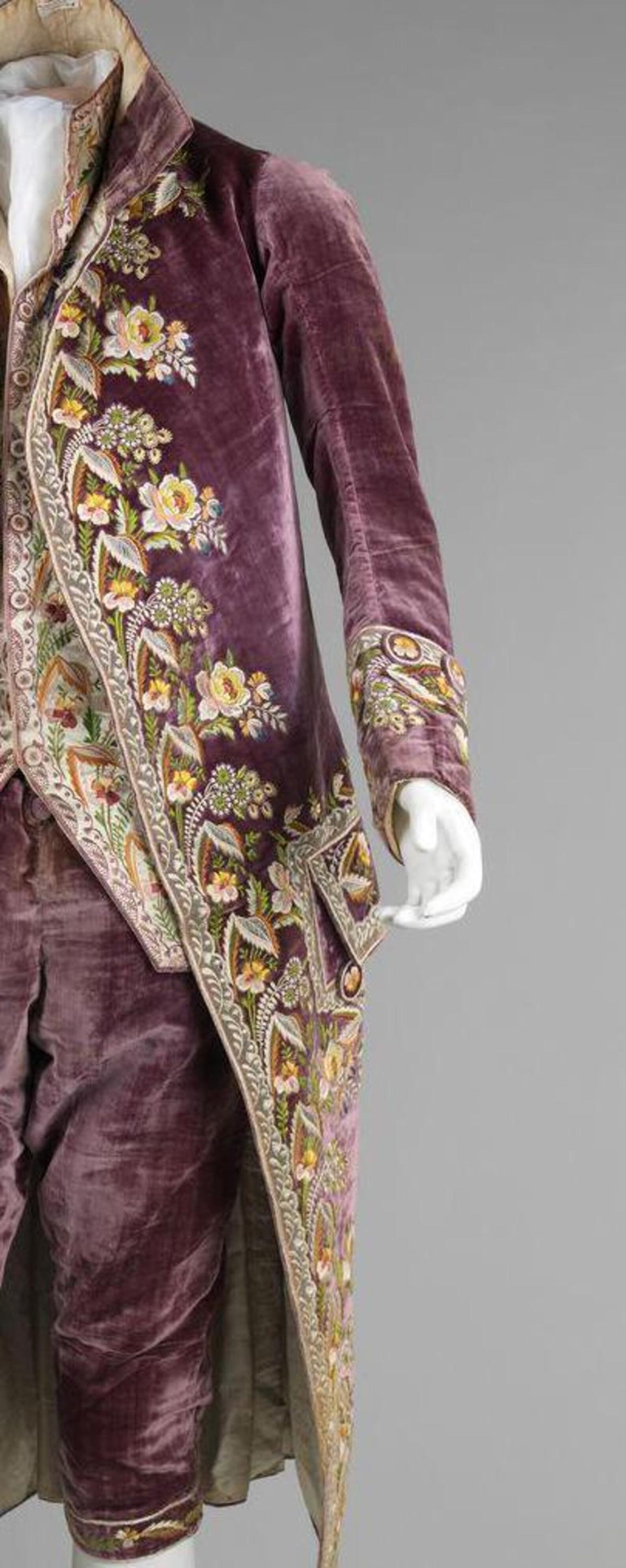 Men's Purple Floral Embroidered Rococo Suit: Historical Reenactment ...