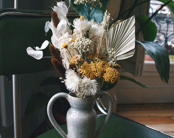 ensemble bouquet de fleurs séchées et vase