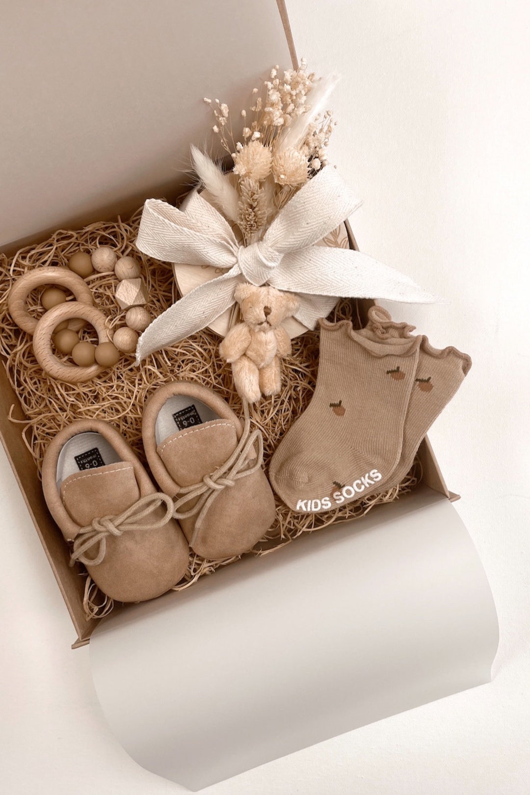 Baby Box Newborn Gift, Neutral Baby Box Announcement Gift, Boho Baby