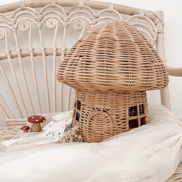 Mushroom Rattan House, Rattan Dollhouse, Rattan Basket Treasure Girl, Rattan Mushroom House for children, Baby Nursery Decor, Fairy House