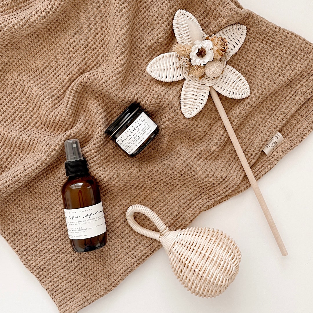 Rattan Baby Rattle Balloon Baby Rattle Gift Baby Etsy