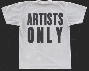 ARTISTS ONLY Camiseta extragrande premium / Camiseta unisex de peso pesado / Camiseta urbana deshilachada / Estampado en la espalda / Lanzamiento limitado de The Archiive