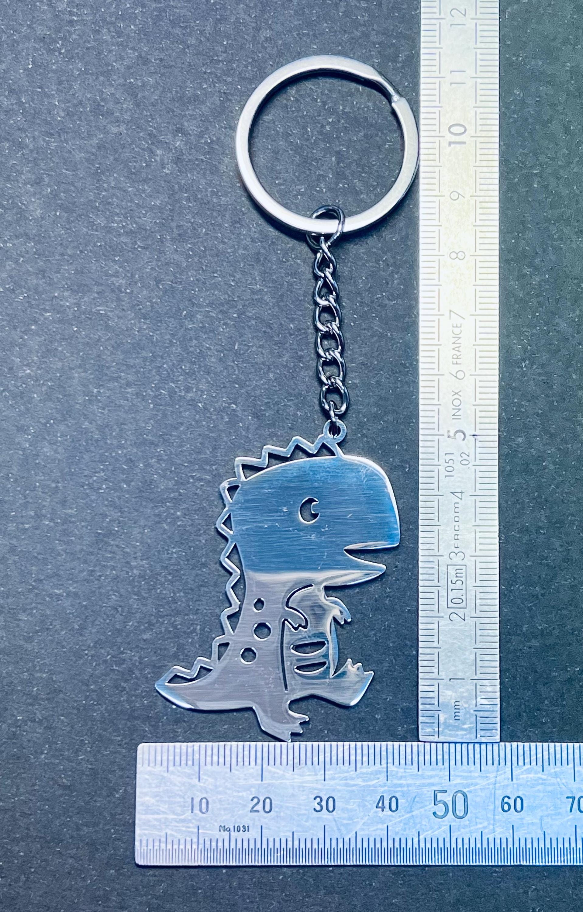 Portachiavi Dinosauro Brontosaurus In Acciaio Inox – Incisione Personalizzata A Forma Di Cuore – Regalo Per Partner