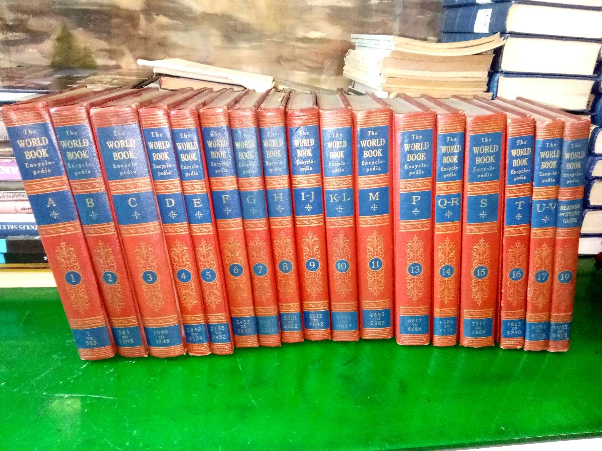 World Book Encyclopedia - Etsy Denmark