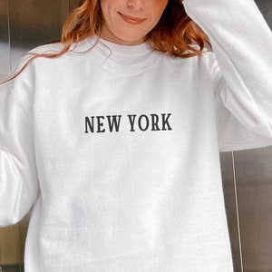 New York Sweatshirt Manhattan Crewneck Christmas Gift For New Yorker Nyc East Coast Sweater State Sweatshirt Minimalist NY Crewneck