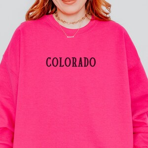 Colorado Sweatshirt Minimalist Crewneck Rocky Mountain Sweater College Student Gift Ski Lover Gift Colorado Souvenir Shirt State Sweatshirt