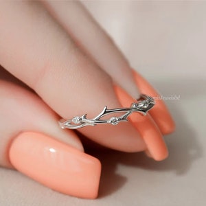 Twig wedding band Vintage Twig Ring For Woman Twiste Ring Diamond Vine ring Moissanite Floral wedding band Unique Branch band,twig Ring Band