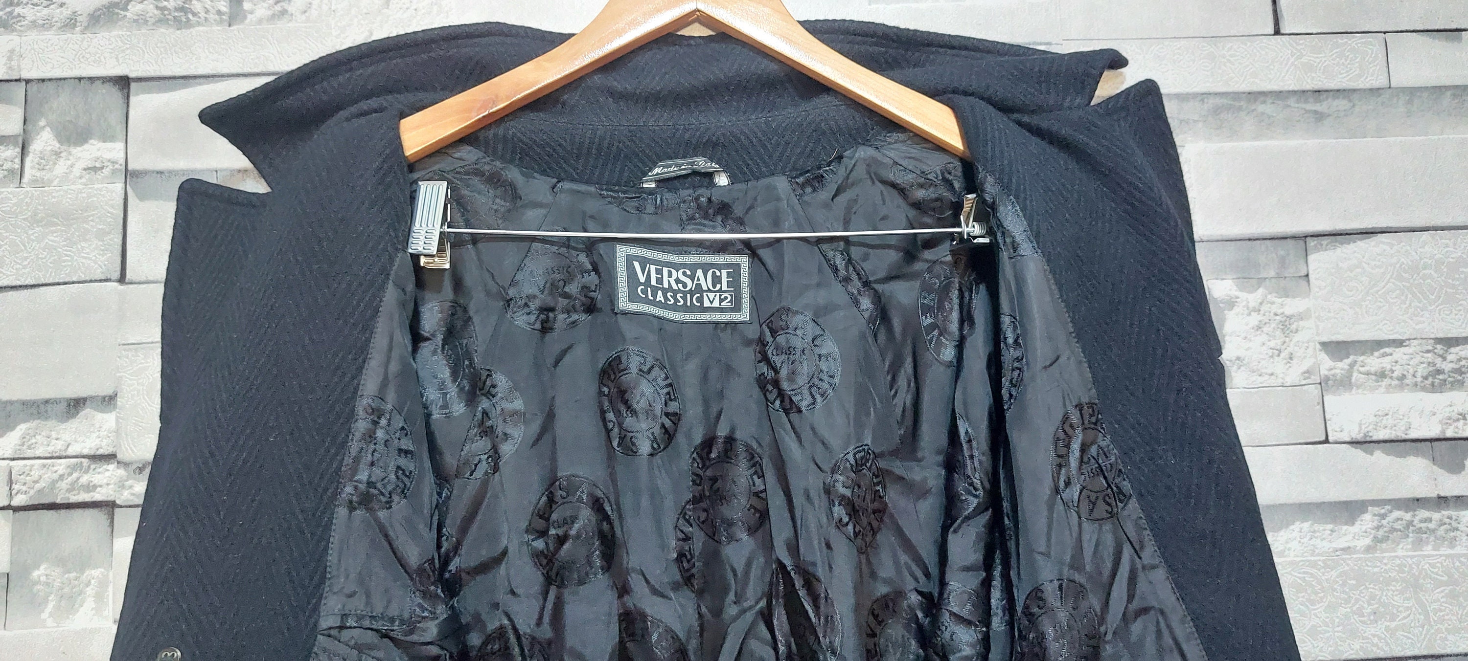 Versace classic v2 coat Clearance